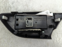 2017-2021 Honda Civic Passenger Right Power Window Switch - Oemusedautoparts1.com