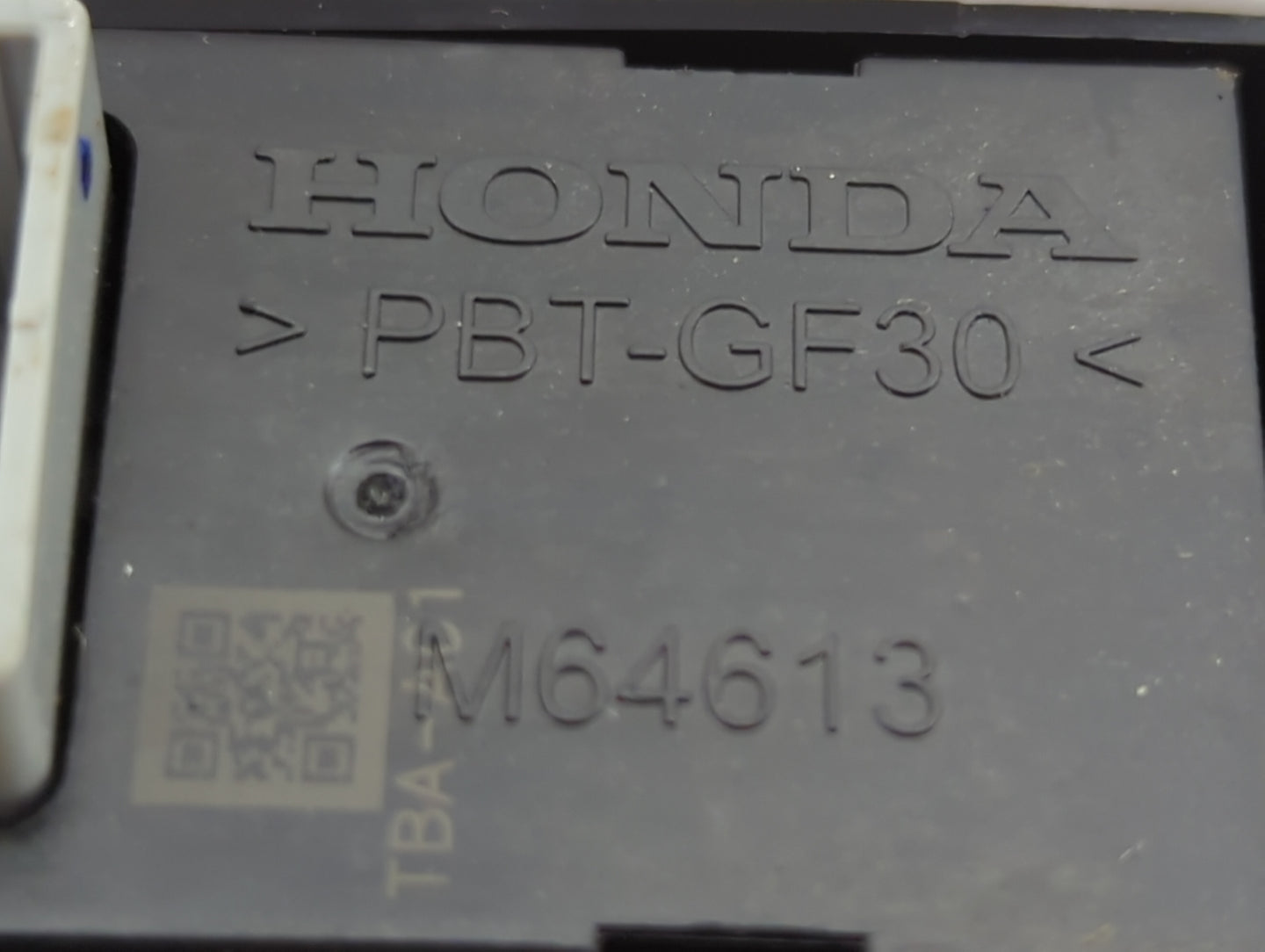 2017-2021 Honda Civic Passenger Right Power Window Switch - Oemusedautoparts1.com