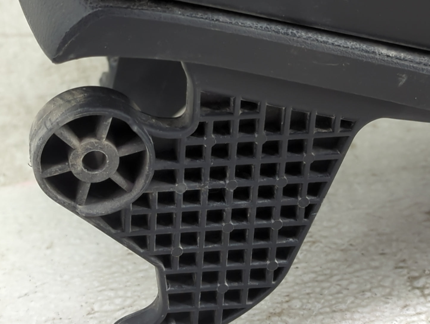 2018 Honda Civic Center Console Armrest Cover Lid Fits OEM Used Auto Parts - Oemusedautoparts1.com