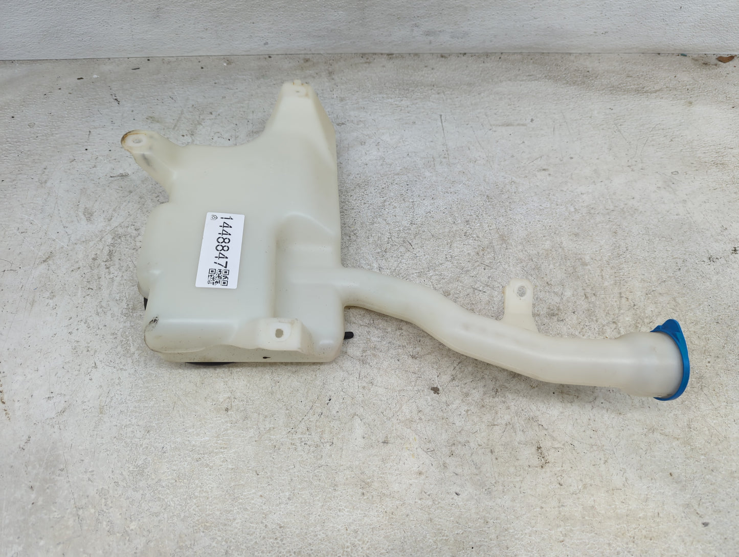 2016-2021 Honda Civic Windshield Washer Fluid Reservoir Bottle Oem - Oemusedautoparts1.com