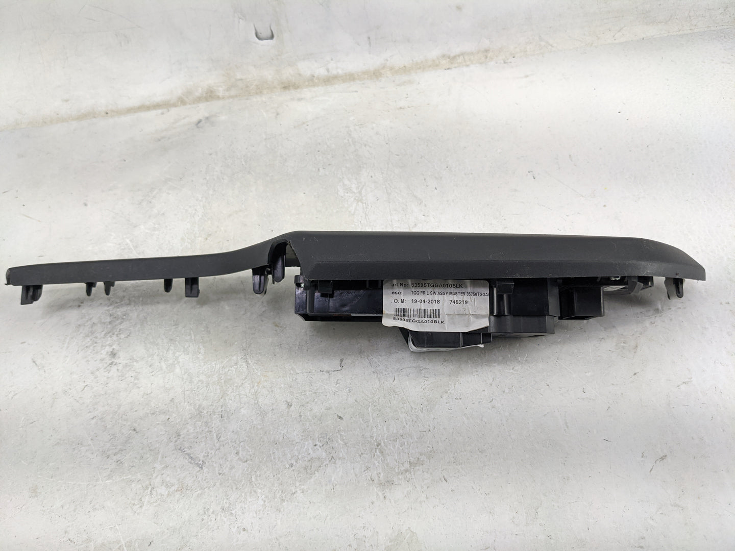 2017-2021 Honda Civic Master Power Window Switch Replacement Driver Side Left P/N:35760TGGA010BLK 35750TGGA Fits OEM Used Au