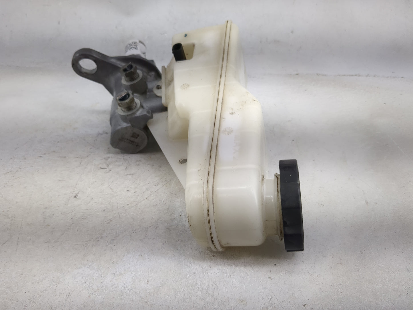 2018 Honda Civic Brake Master Cylinder - Oemusedautoparts1.com