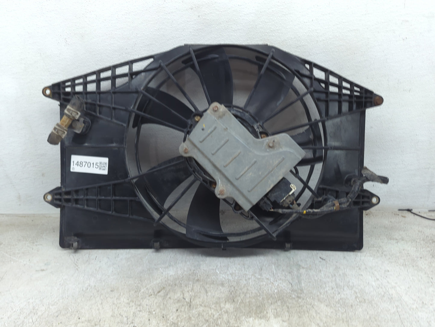 2016-2021 Honda Civic Electric Radiator Cooling Fan Motor Assembly Fits Fits 2016 2017 2018 2019 2020 2021 OEM Used Auto Par