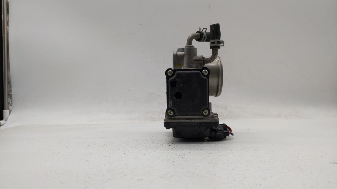 2016-2019 Honda Civic Throttle Body P/N:GMG9A Fits Fits 2016 2017 2018 2019 OEM Used Auto Parts - Oemusedautoparts1.com