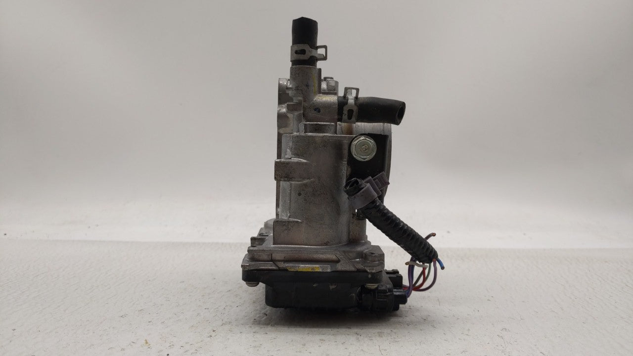 2016-2019 Honda Civic Throttle Body P/N:GMH1A Fits Fits 2016 2017 2018 2019 OEM Used Auto Parts - Oemusedautoparts1.com