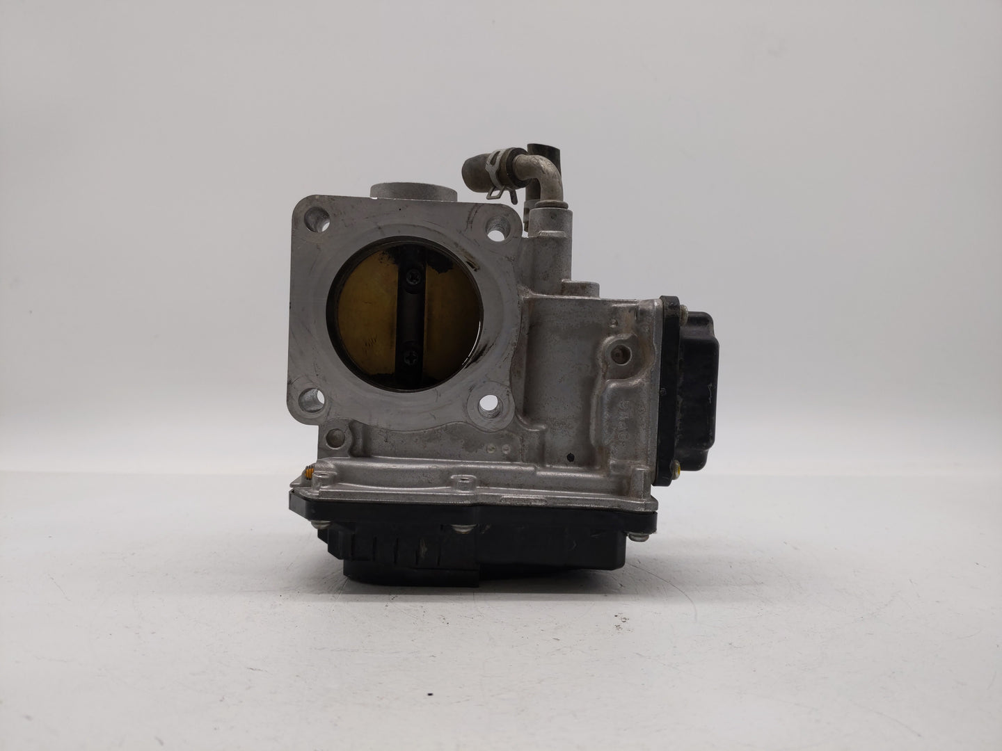 2016-2019 Honda Civic Throttle Body P/N:GMG9A Fits Fits 2016 2017 2018 2019 OEM Used Auto Parts - Oemusedautoparts1.com
