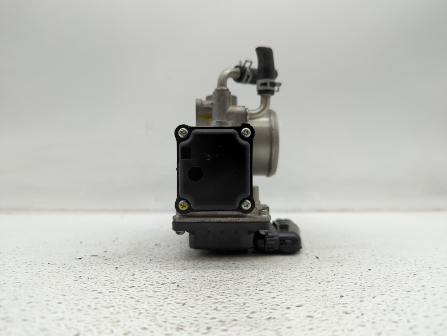 2016-2019 Honda Civic Throttle Body P/N:GMG9A Fits Fits 2016 2017 2018 2019 OEM Used Auto Parts - Oemusedautoparts1.com