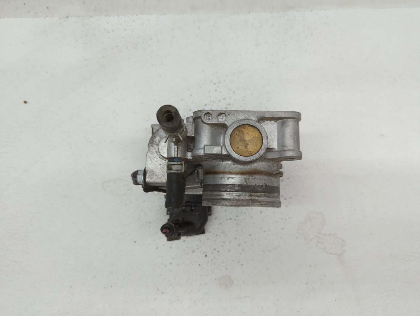 2016-2019 Honda Civic Throttle Body P/N:GMH1A Fits Fits 2016 2017 2018 2019 OEM Used Auto Parts - Oemusedautoparts1.com