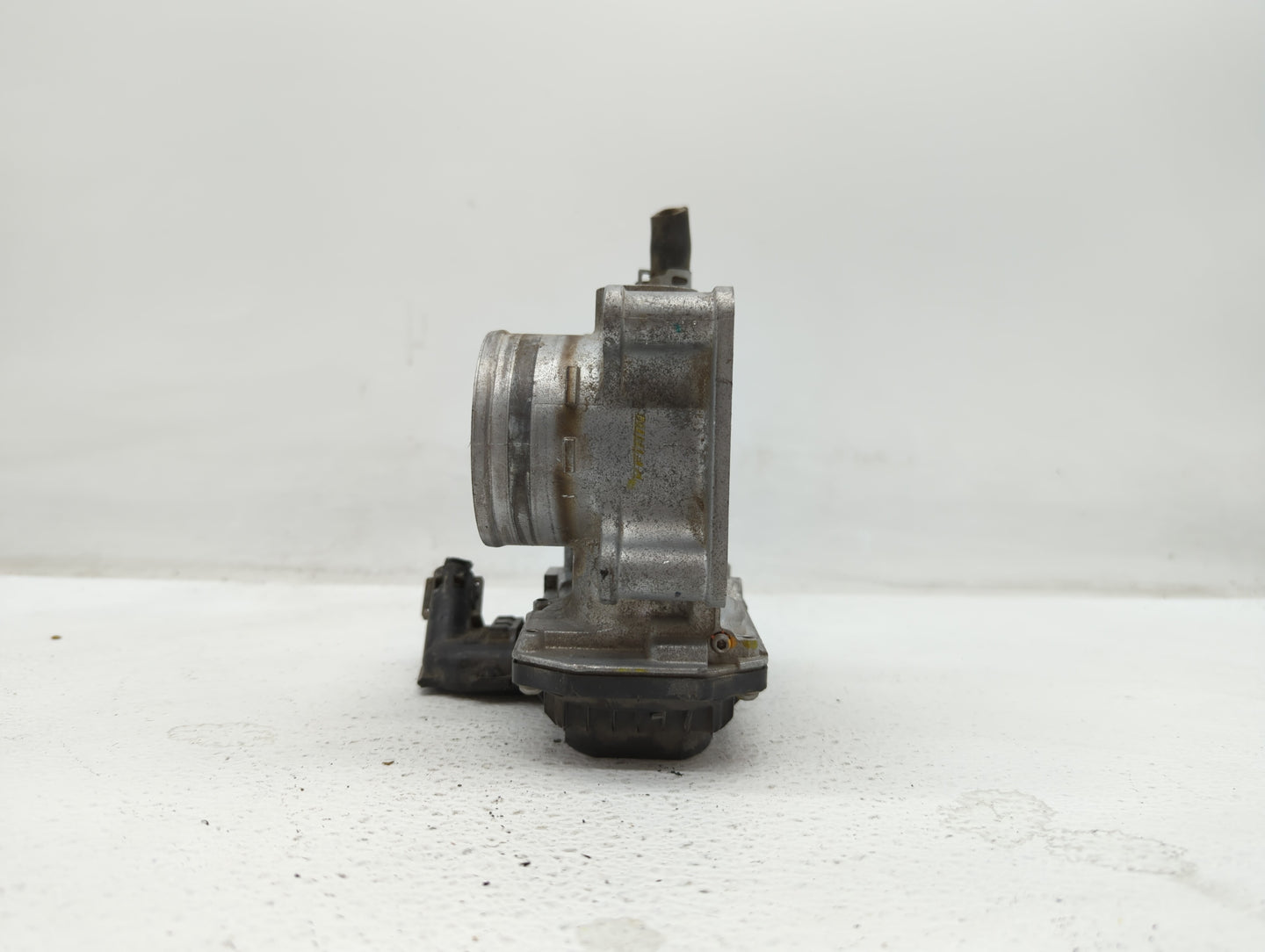 2016-2019 Honda Civic Throttle Body P/N:GMH1A Fits Fits 2016 2017 2018 2019 OEM Used Auto Parts - Oemusedautoparts1.com