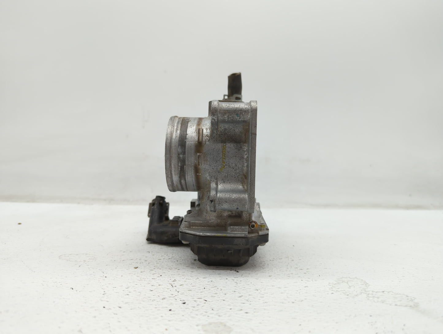 2016-2019 Honda Civic Throttle Body P/N:GMH1A Fits Fits 2016 2017 2018 2019 OEM Used Auto Parts - Oemusedautoparts1.com