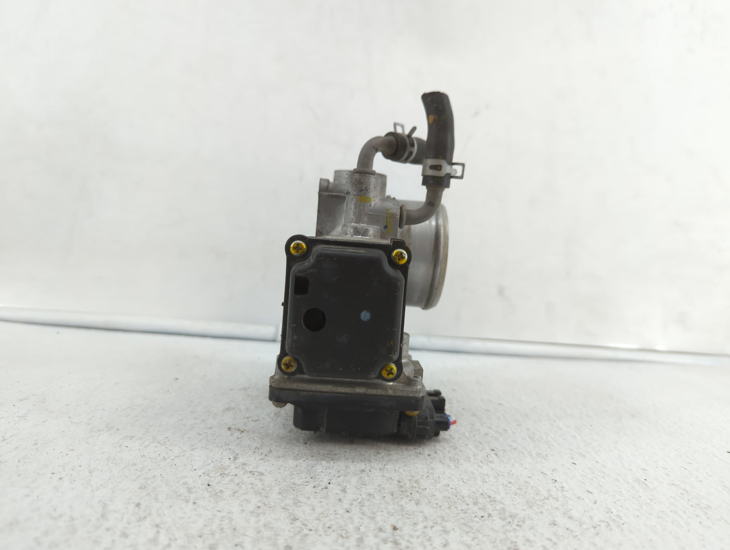 2016-2019 Honda Civic Throttle Body P/N:GMG9A Fits Fits 2016 2017 2018 2019 OEM Used Auto Parts - Oemusedautoparts1.com