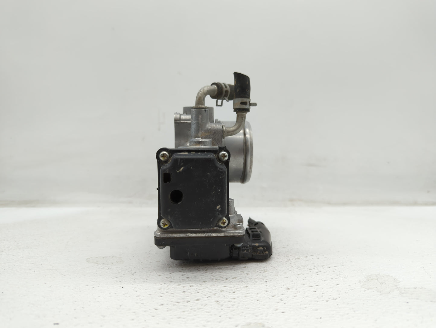 2016-2019 Honda Civic Throttle Body P/N:GMG9A Fits Fits 2016 2017 2018 2019 OEM Used Auto Parts - Oemusedautoparts1.com