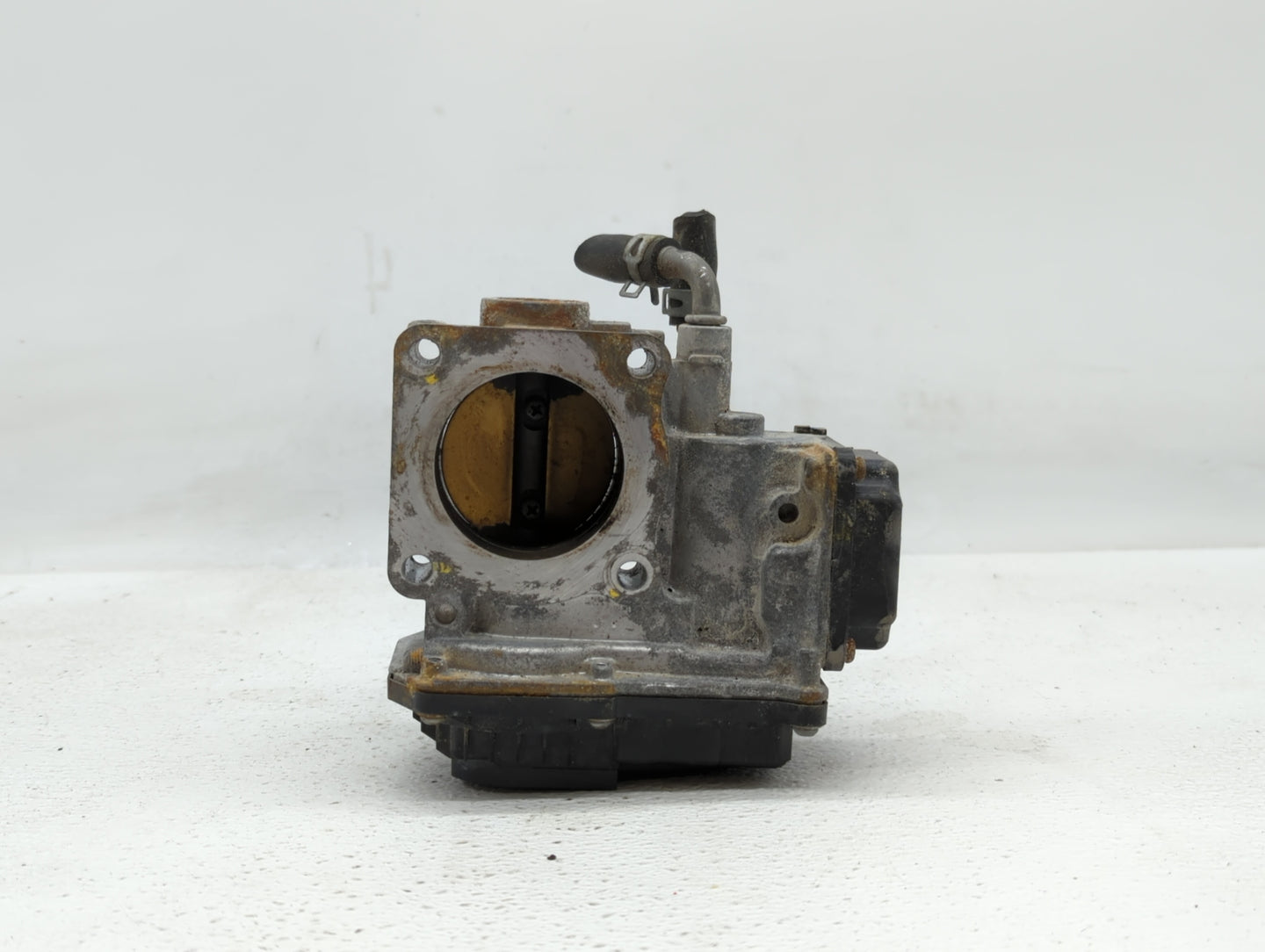2016-2019 Honda Civic Throttle Body P/N:GMG9A Fits Fits 2016 2017 2018 2019 OEM Used Auto Parts - Oemusedautoparts1.com