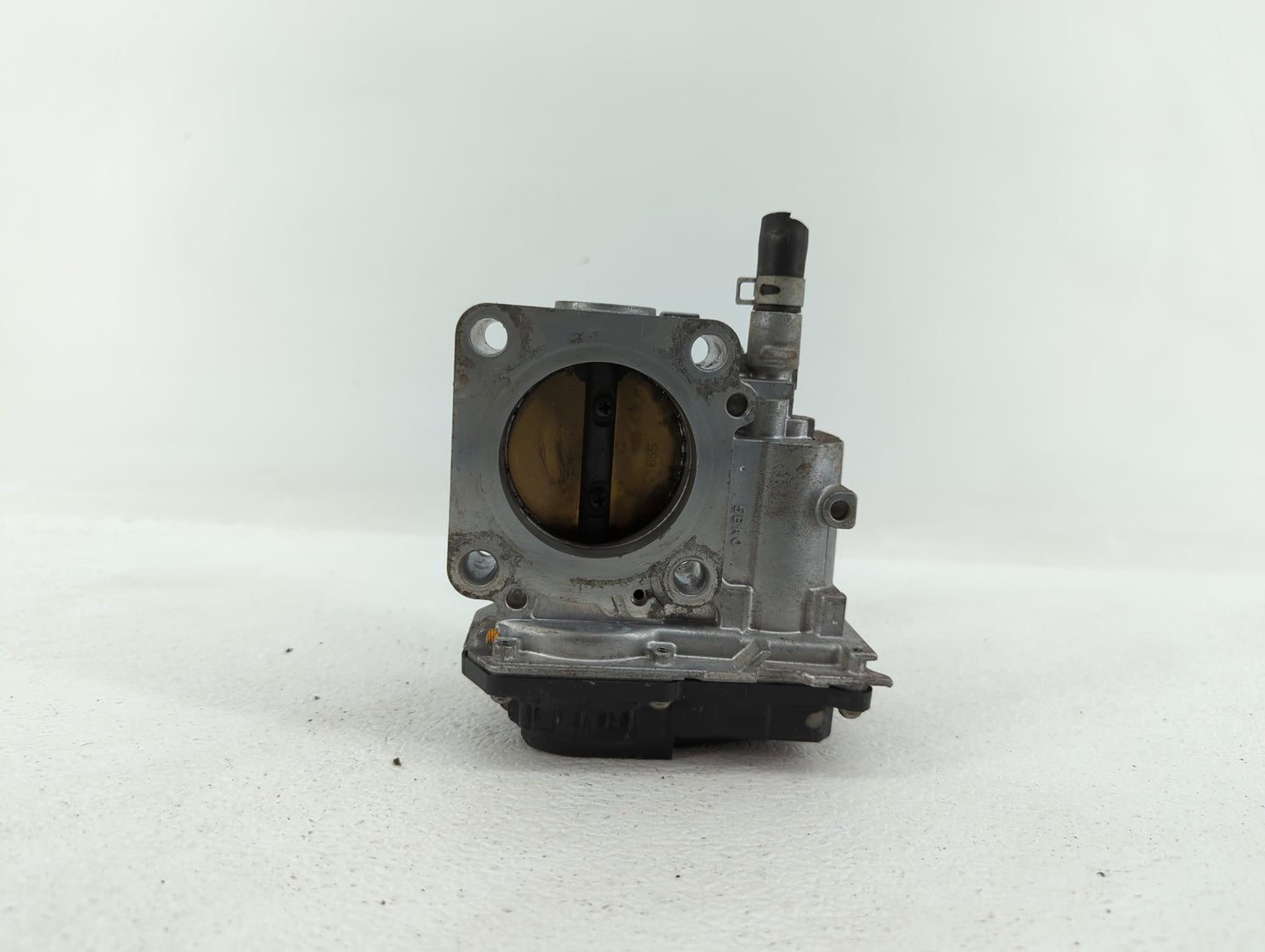 2016-2019 Honda Civic Throttle Body P/N:GMH1A Fits Fits 2016 2017 2018 2019 OEM Used Auto Parts - Oemusedautoparts1.com