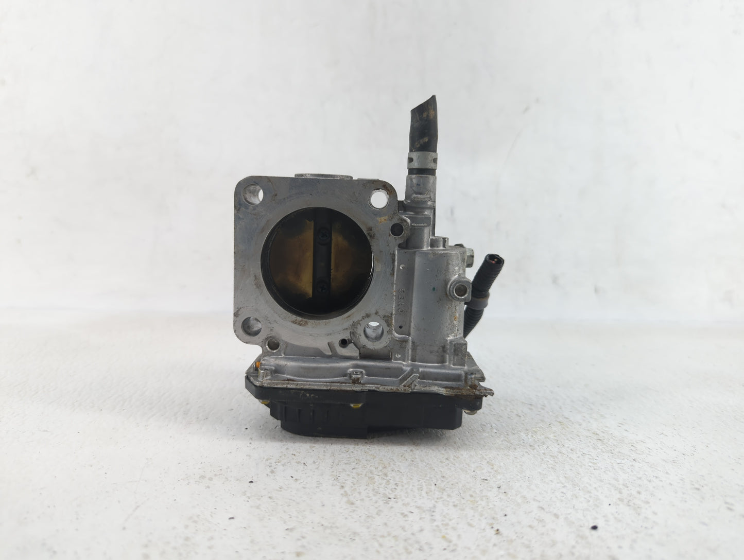 2016-2019 Honda Civic Throttle Body P/N:GMH1A Fits Fits 2016 2017 2018 2019 OEM Used Auto Parts - Oemusedautoparts1.com