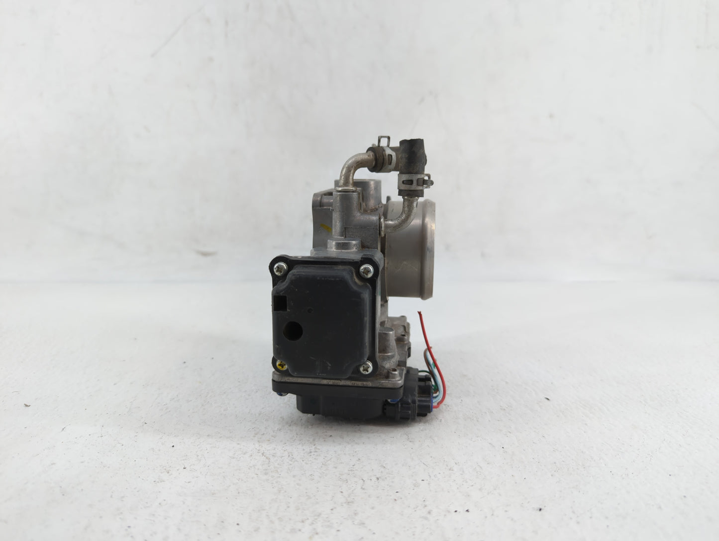 2016-2019 Honda Civic Throttle Body P/N:GMG9A Fits Fits 2016 2017 2018 2019 OEM Used Auto Parts - Oemusedautoparts1.com