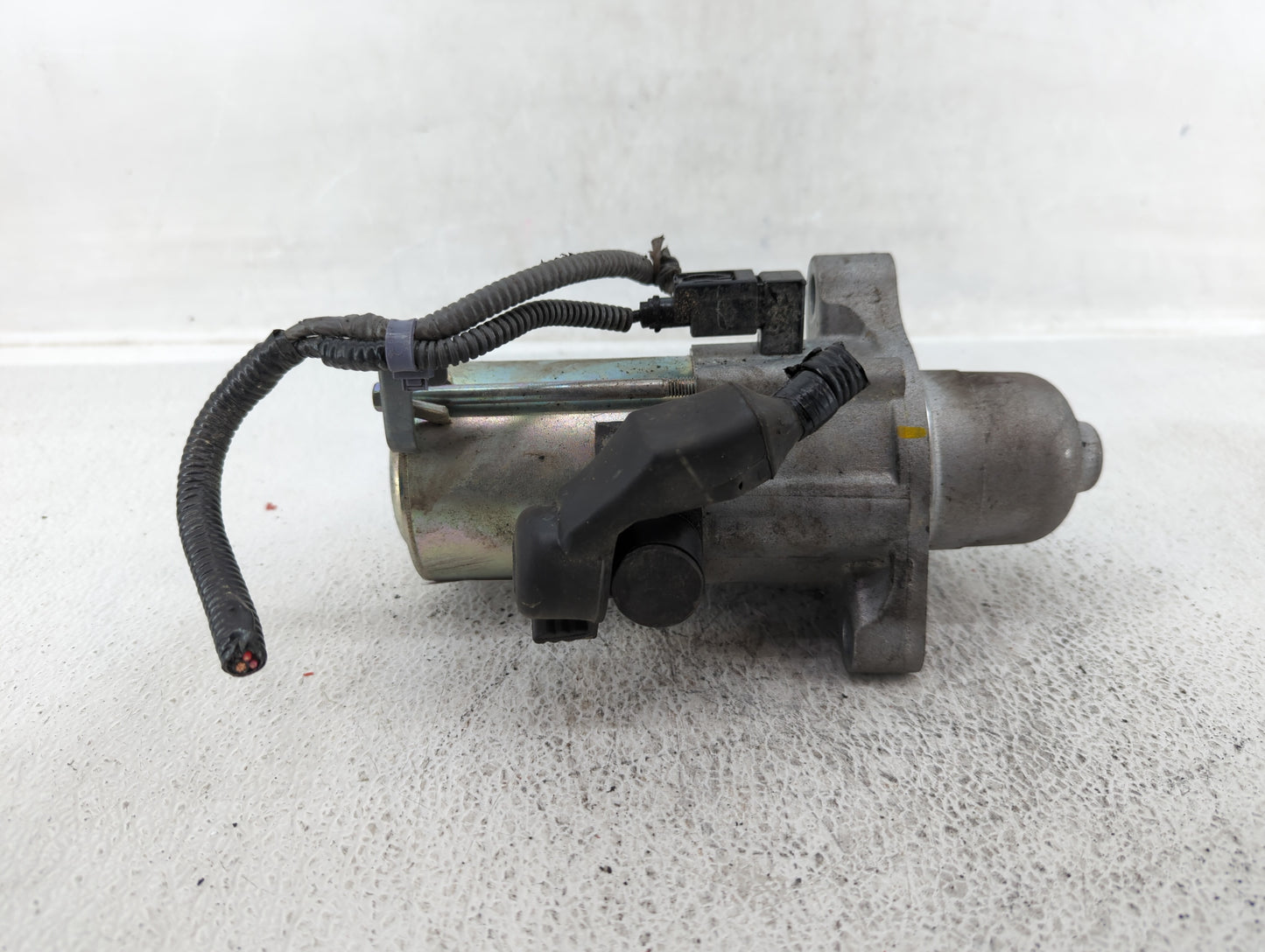 2016-2017 Honda Civic Car Starter Motor Solenoid OEM P/N:SM-75008 Fits Fits 2016 2017 2020 OEM Used Auto Parts - Oemusedauto
