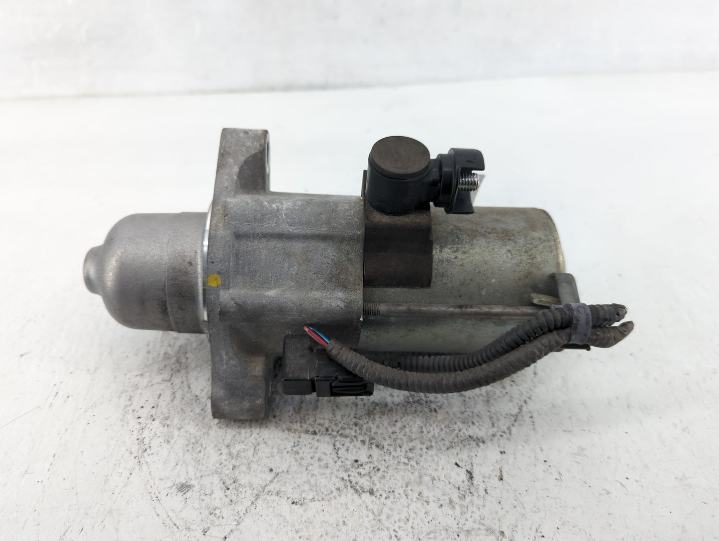 2016-2017 Honda Civic Car Starter Motor Solenoid OEM P/N:SM-75008 Fits Fits 2016 2017 2020 OEM Used Auto Parts - Oemusedauto