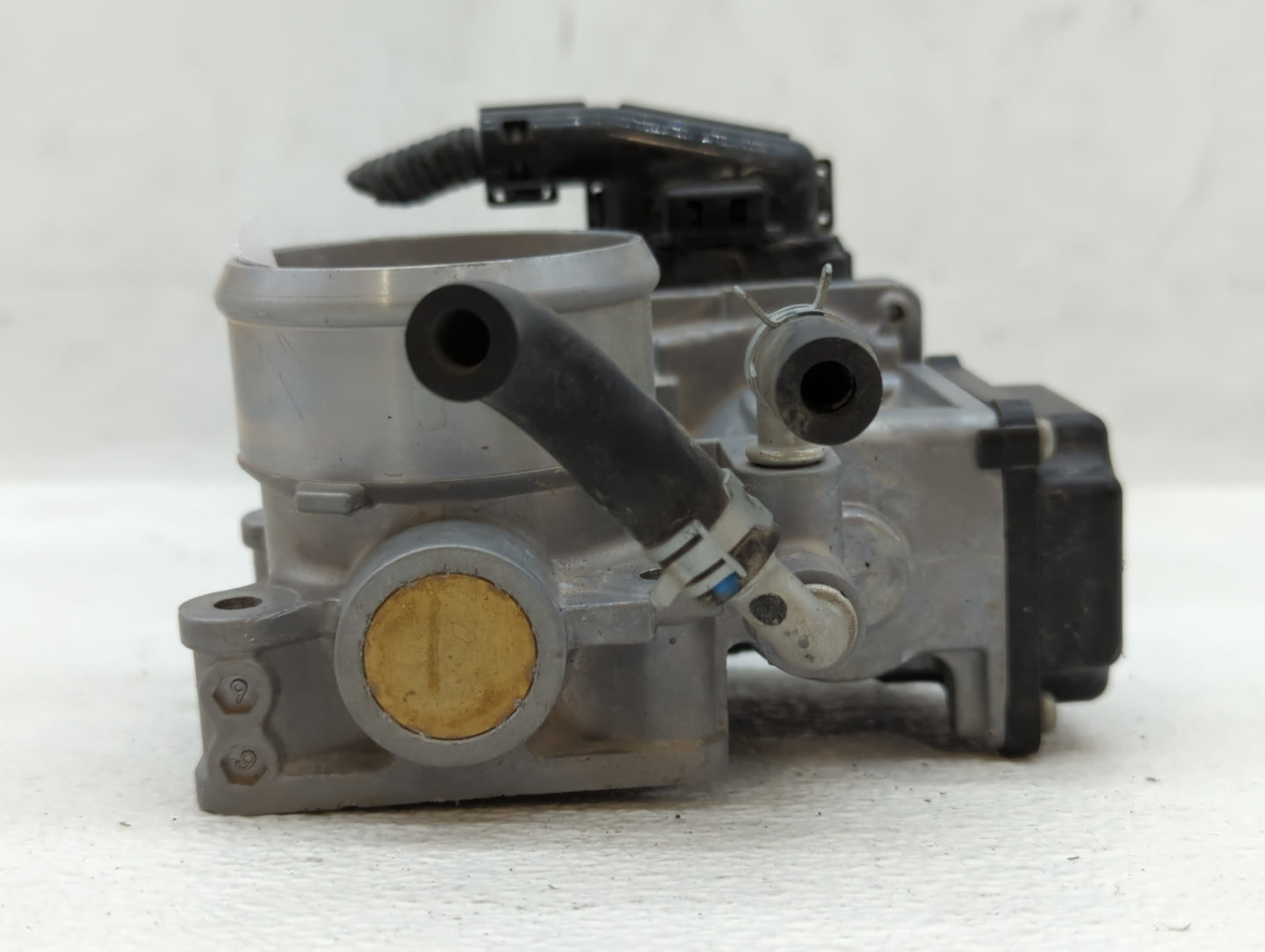 2016-2022 Honda Civic Throttle Body P/N:GMG9A Fits Fits 2016 2017 2018 2019 2020 2021 2022 OEM Used Auto Parts - Oemusedauto
