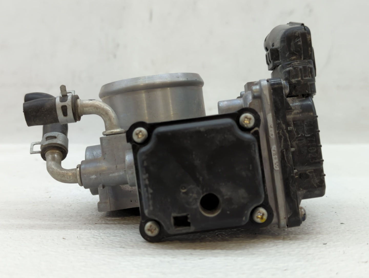 2016-2022 Honda Civic Throttle Body P/N:GMG9A Fits Fits 2016 2017 2018 2019 2020 2021 2022 OEM Used Auto Parts - Oemusedauto