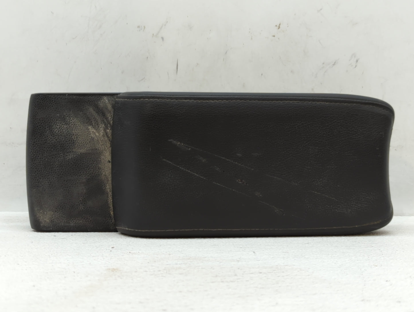 2018 Honda Civic Center Console Armrest Cover Lid Black - Oemusedautoparts1.com