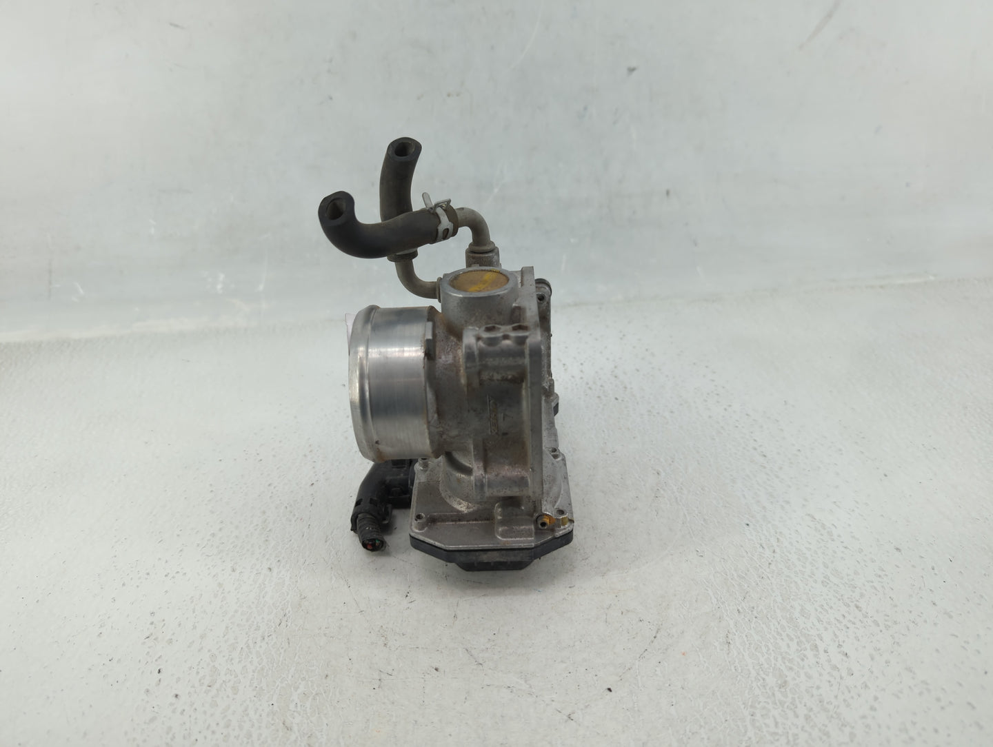 2016-2022 Honda Civic Throttle Body P/N:GMG9A Fits Fits 2016 2017 2018 2019 2020 2021 2022 OEM Used Auto Parts - Oemusedauto