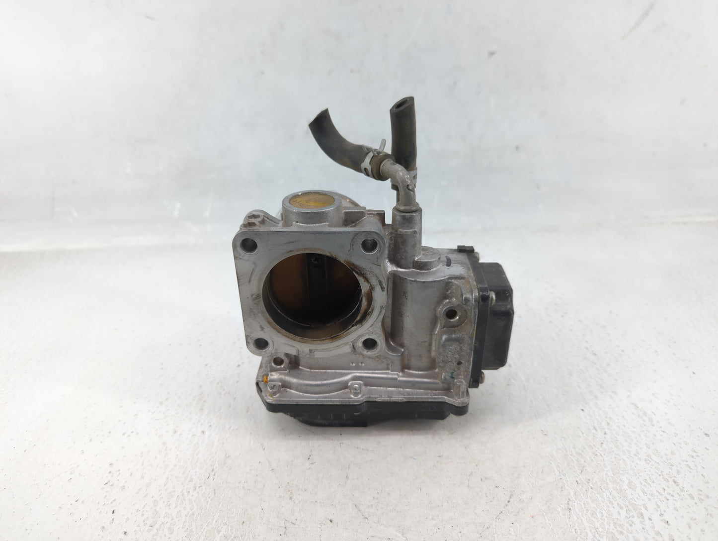 2016-2022 Honda Civic Throttle Body P/N:GMG9A Fits Fits 2016 2017 2018 2019 2020 2021 2022 OEM Used Auto Parts - Oemusedauto