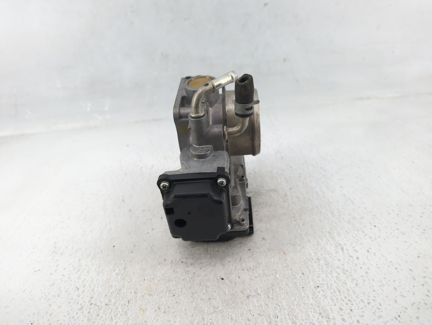 2016-2022 Honda Civic Throttle Body P/N:000916241 Fits Fits 2016 2017 2018 2019 2020 2021 2022 OEM Used Auto Parts - Oemused