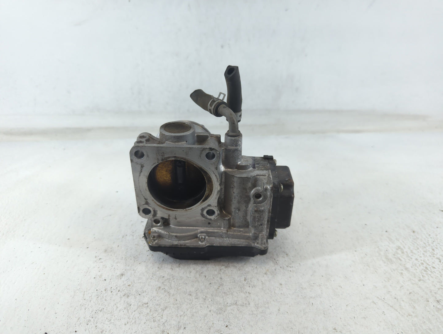2016-2022 Honda Civic Throttle Body P/N:M22858452350 GMG9A Fits Fits 2016 2017 2018 2019 2020 2021 2022 OEM Used Auto Parts 