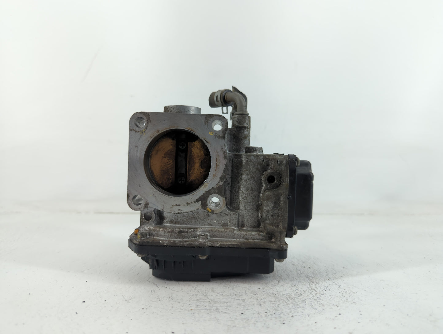 2016-2022 Honda Civic Throttle Body P/N:GMG9A M22857496796 Fits Fits 2016 2017 2018 2019 2020 2021 2022 OEM Used Auto Parts 