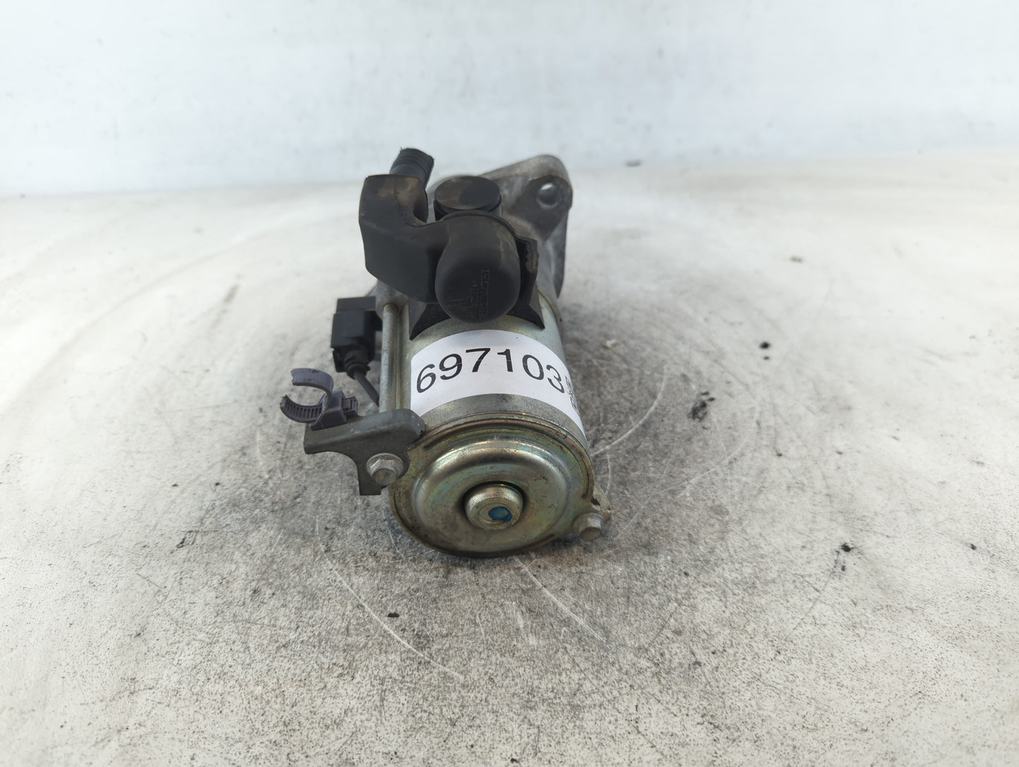 2016-2017 Honda Civic Car Starter Motor Solenoid OEM P/N:SM-75009 Fits Fits 2016 2017 2020 OEM Used Auto Parts - Oemusedauto