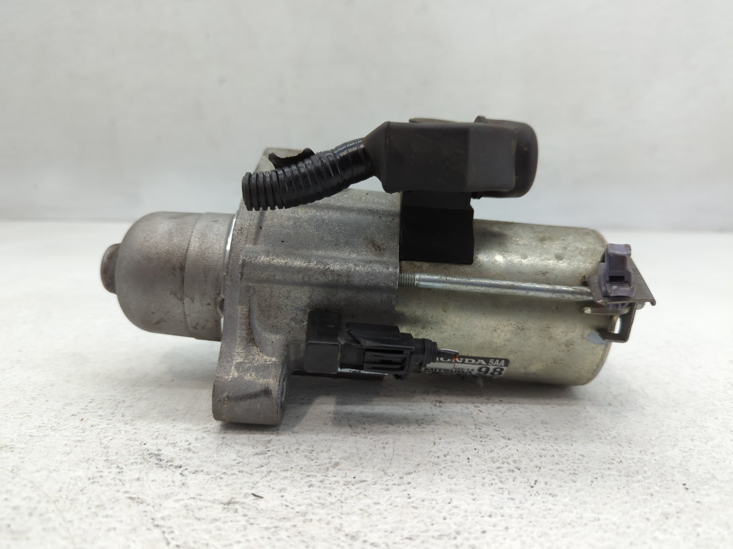 2016-2017 Honda Civic Car Starter Motor Solenoid OEM P/N:SM-75009 Fits Fits 2016 2017 2020 OEM Used Auto Parts - Oemusedauto
