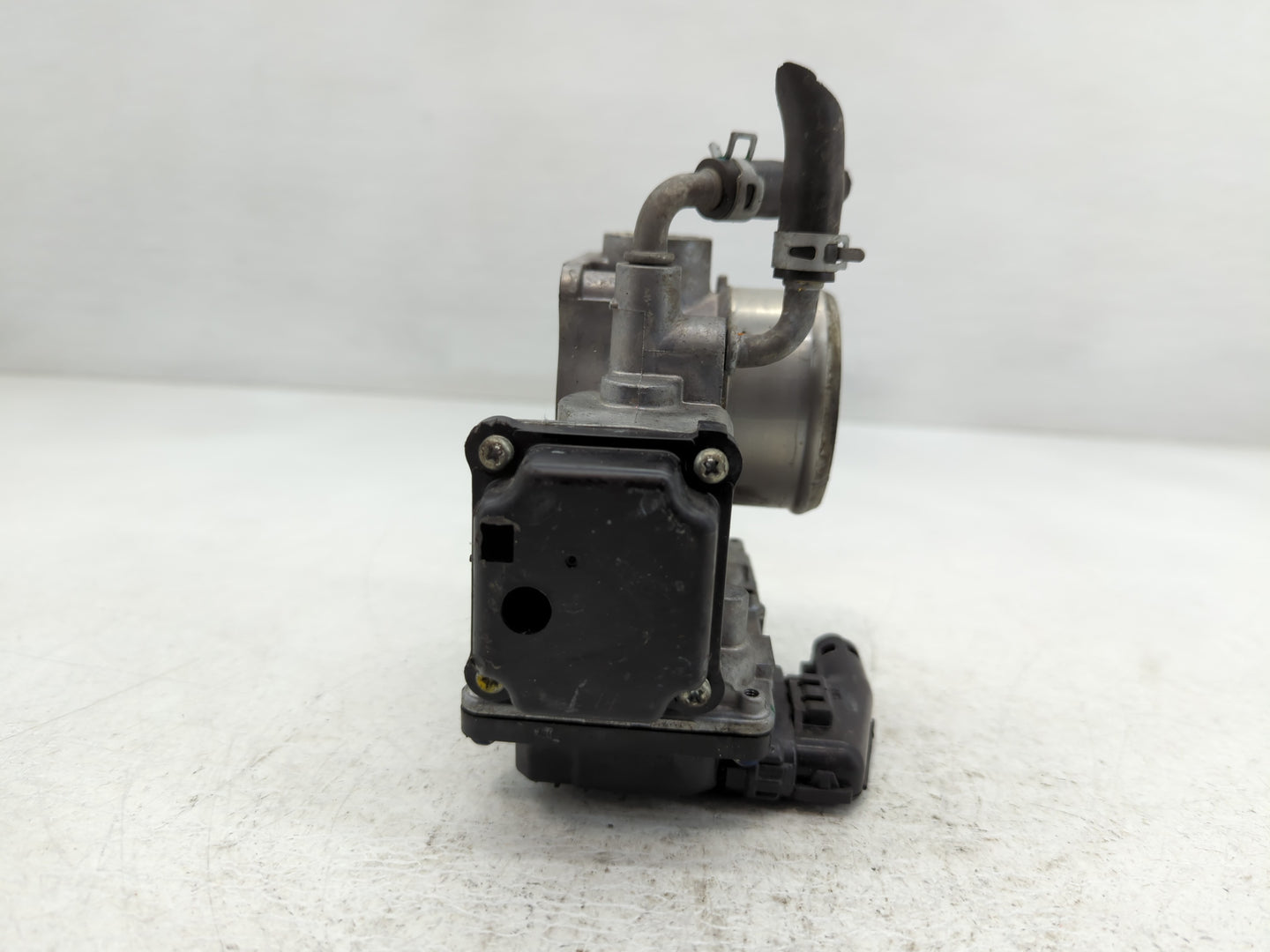 2016-2022 Honda Civic Throttle Body P/N:000716626 GMG9A Fits Fits 2016 2017 2018 2019 2020 2021 2022 OEM Used Auto Parts - O