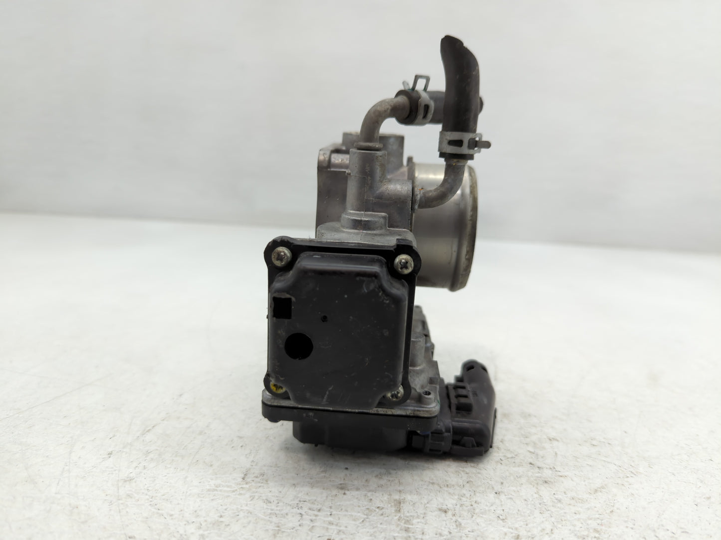 2016-2022 Honda Civic Throttle Body P/N:000716626 GMG9A Fits Fits 2016 2017 2018 2019 2020 2021 2022 OEM Used Auto Parts - O
