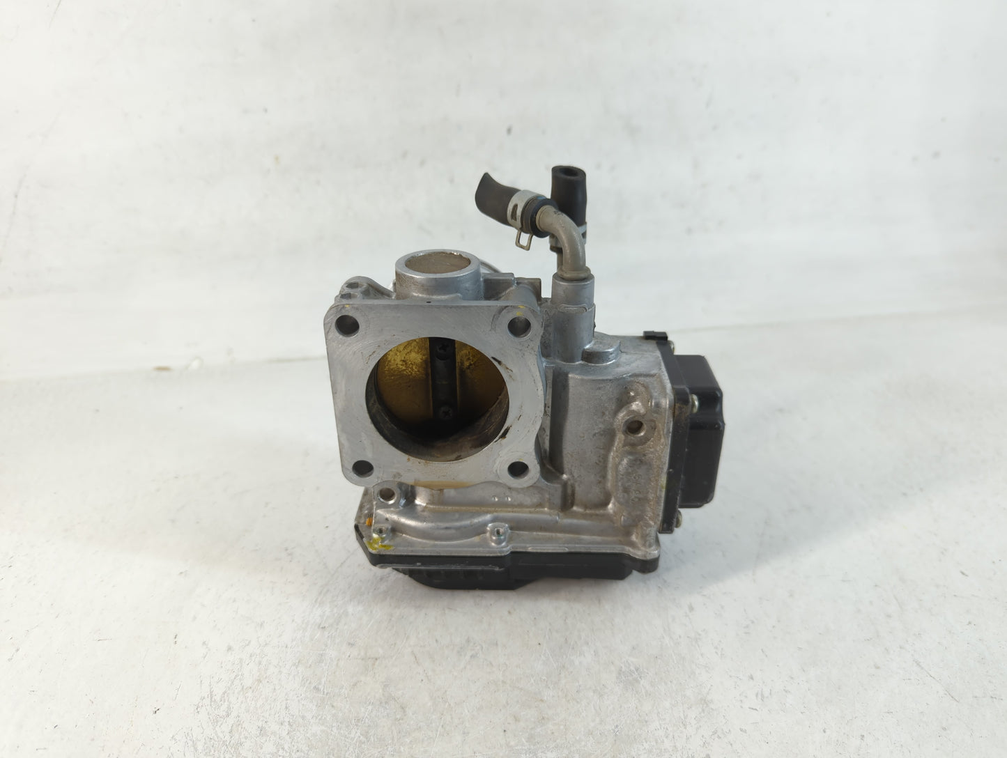 2016-2022 Honda Civic Throttle Body P/N:M22857529571 GMG9A Fits Fits 2016 2017 2018 2019 2020 2021 2022 OEM Used Auto Parts 