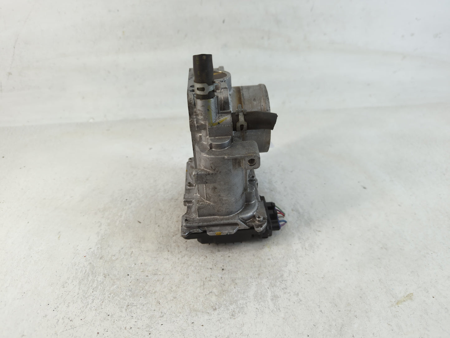 2016-2022 Honda Civic Throttle Body P/N:066444 N180215, GMH1A Fits Fits 2016 2017 2018 2019 2020 2021 2022 OEM Used Auto Par