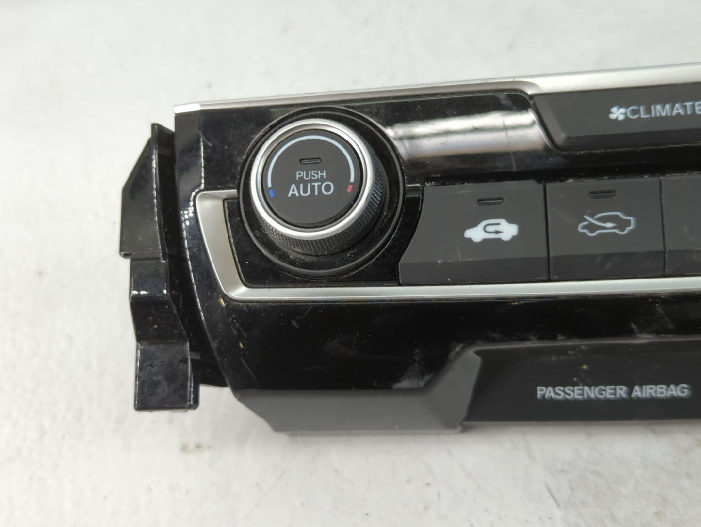 2016-2021 Honda Civic Climate Control Module Temperature AC/Heater Replacement P/N:79600TBAA320M1 Fits OEM Used Auto Parts -