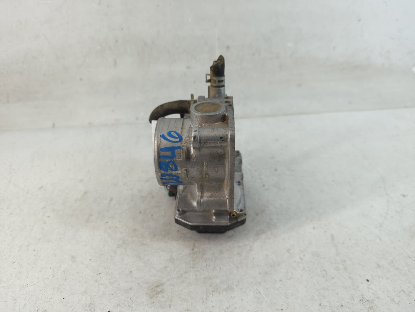 2016-2022 Honda Civic Throttle Body P/N:333904 M180915, GMH1A Fits Fits 2016 2017 2018 2019 2020 2021 2022 OEM Used Auto Par