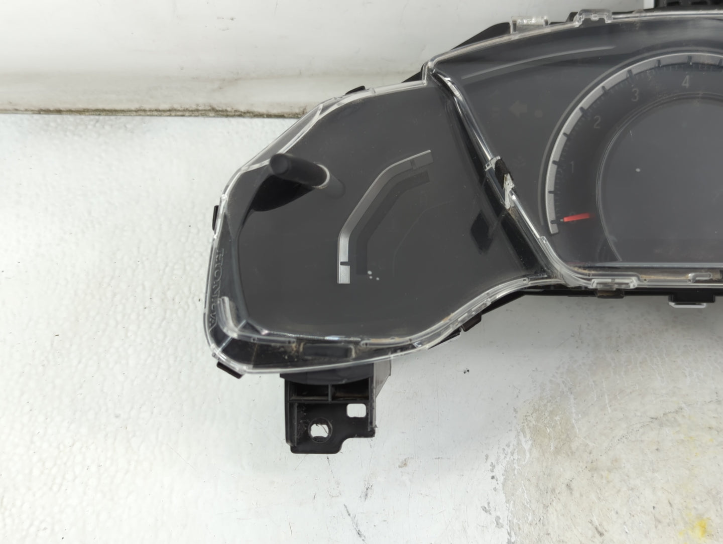 2017-2018 Honda Civic Instrument Cluster Speedometer Gauges P/N:HR0448502 Fits Fits 2017 2018 OEM Used Auto Parts - Oemuseda