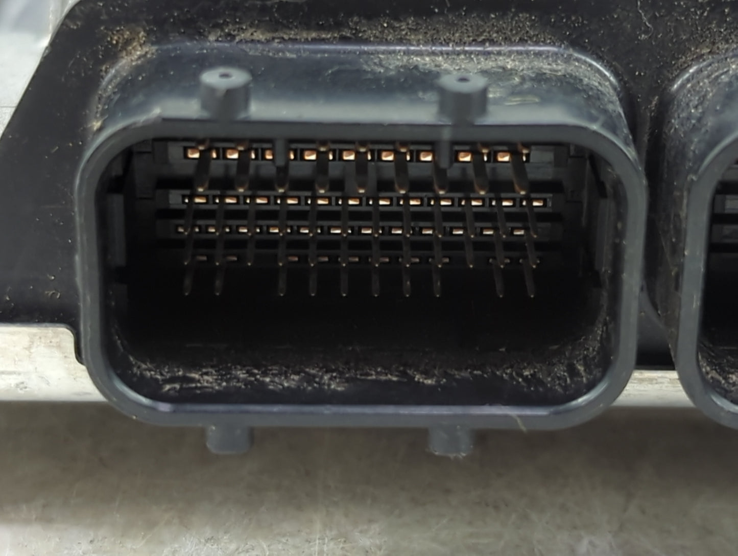 2018 Honda Clarity PCM Engine Control Computer ECU ECM PCU OEM P/N:37820-5WJ-A61 J200-9032245 Fits OEM Used Auto Parts - Oem