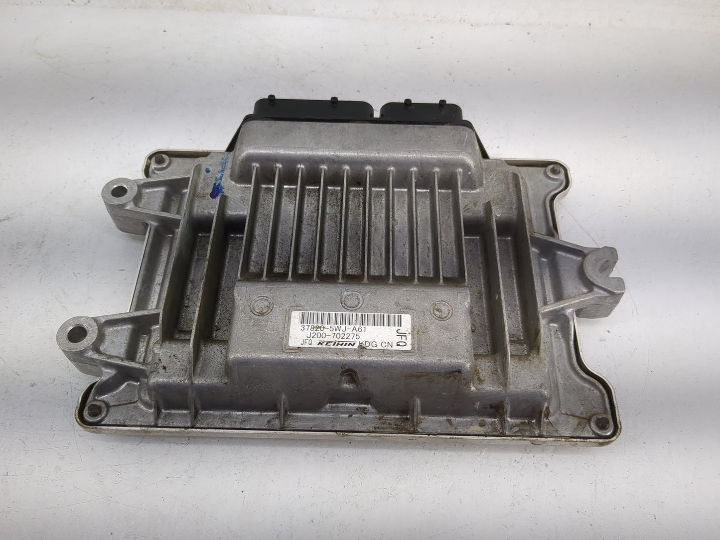 2018 Honda Clarity PCM Engine Control Computer ECU ECM PCU OEM P/N:37820-5WJ-A61 J200-702275 Fits OEM Used Auto Parts - Oemu