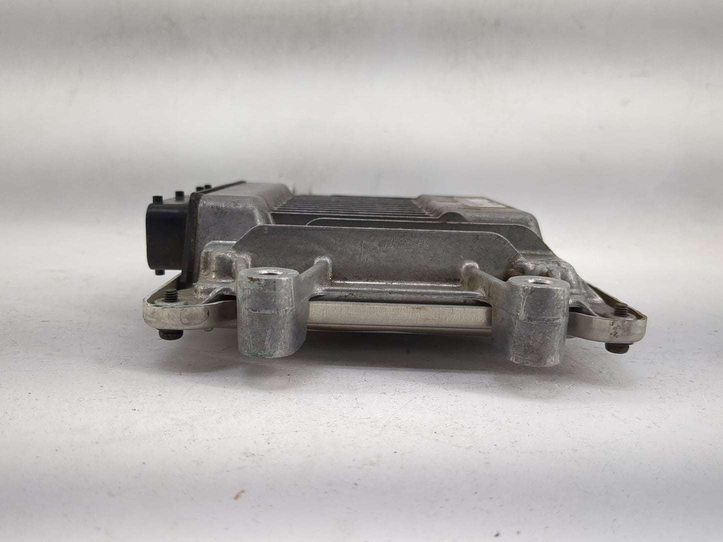 2018 Honda Clarity PCM Engine Control Computer ECU ECM PCU OEM P/N:37820-5WJ-A61 J200-702275 Fits OEM Used Auto Parts - Oemu