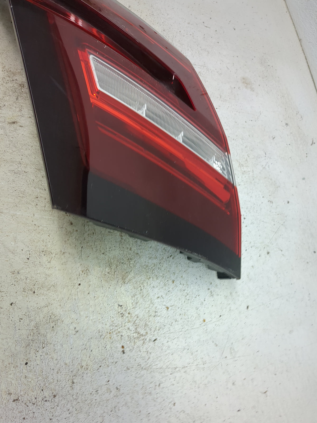 2017-2021 Honda Clarity Driver Left Side Deck Lid Mounted Tail Light - Oemusedautoparts1.com