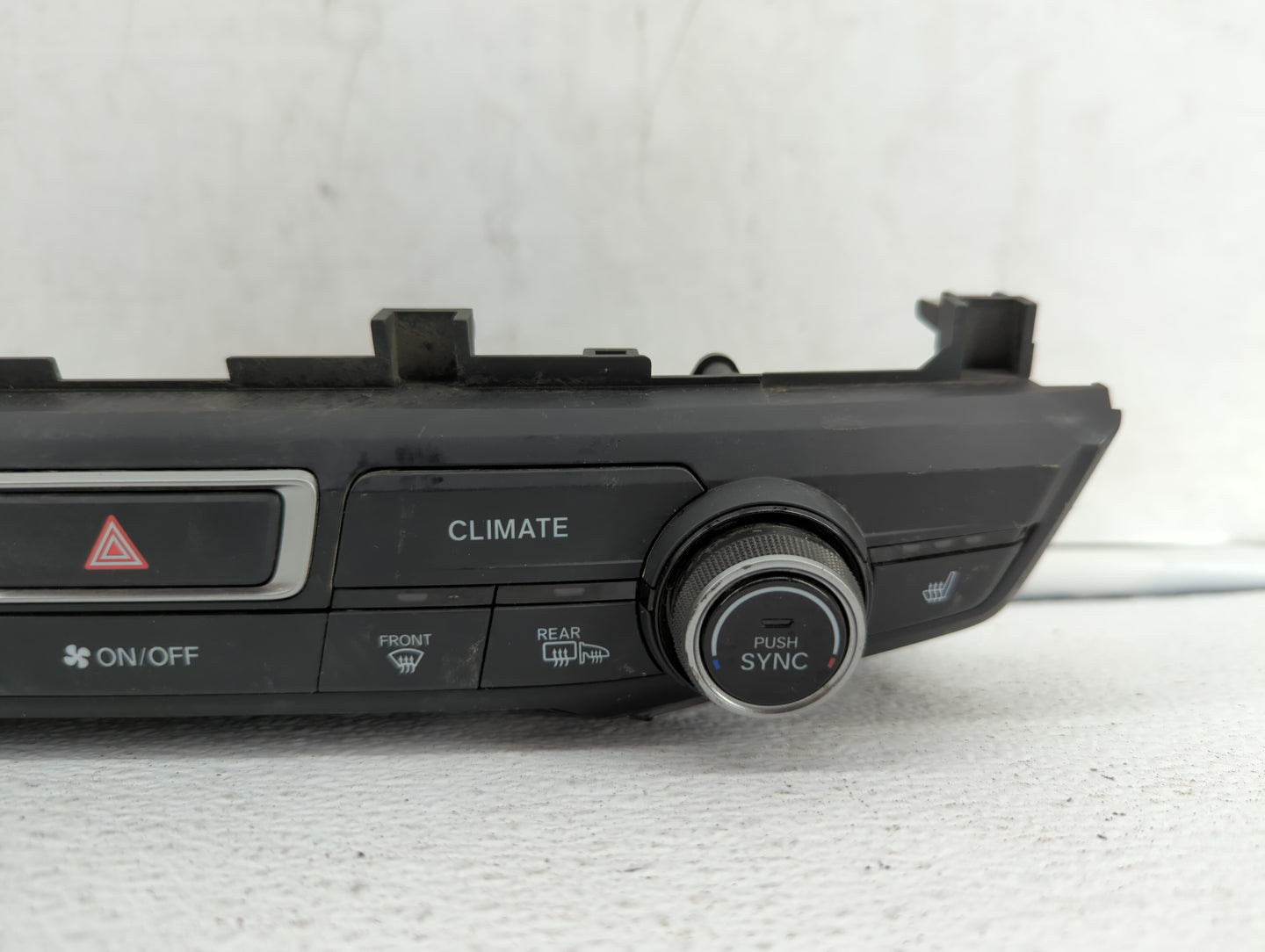 2018 Honda Clarity Climate Control Module Temperature AC/Heater Replacement Fits OEM Used Auto Parts - Oemusedautoparts1.com