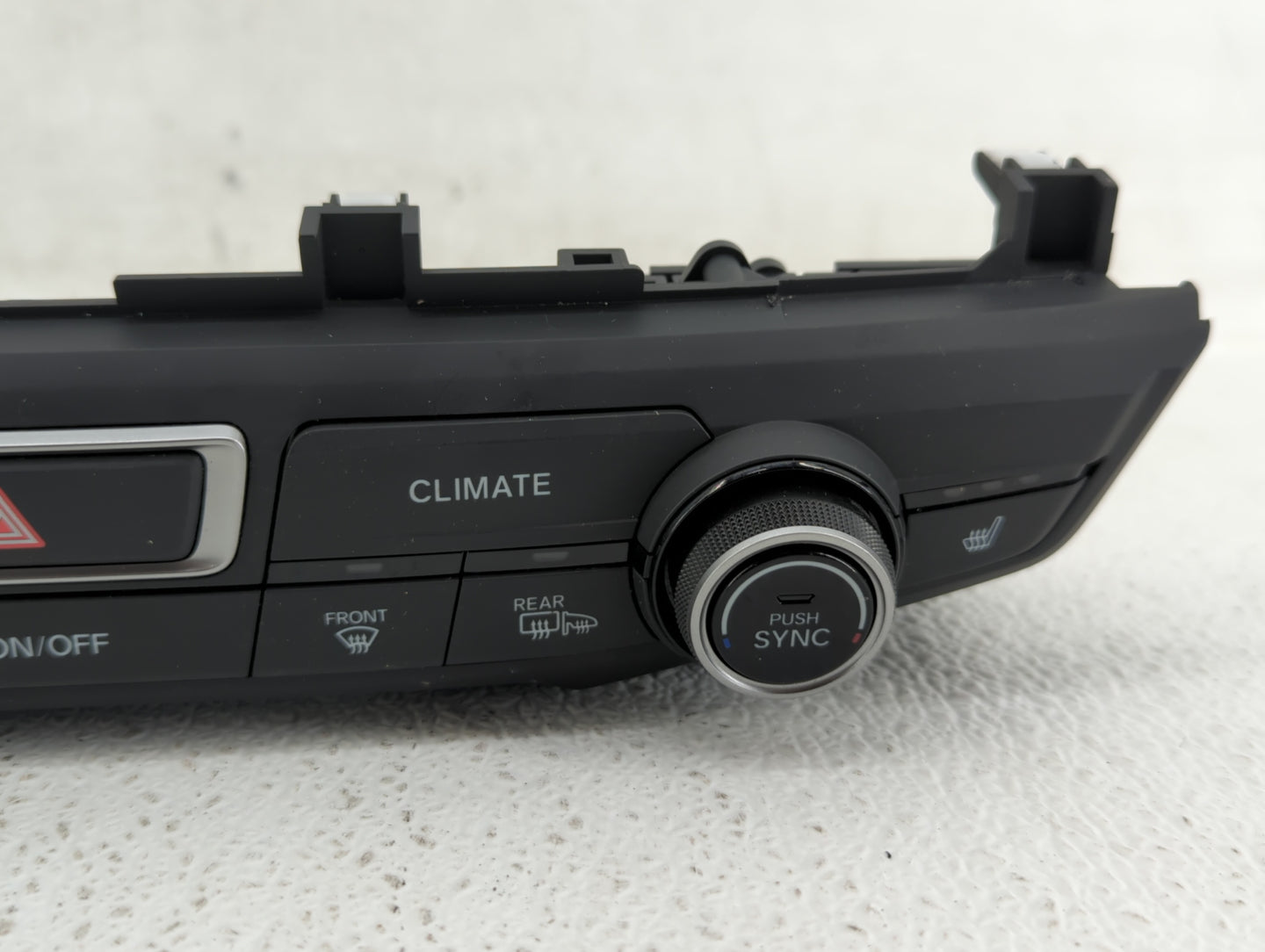2017 Honda Clarity Climate Control Module Temperature AC/Heater Replacement P/N:79610-TRV-A411-M1 Fits OEM Used Auto Parts -