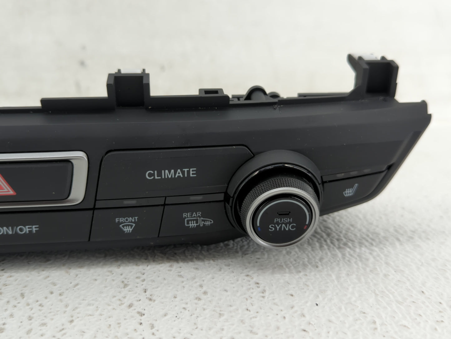 2017 Honda Clarity Climate Control Module Temperature AC/Heater Replacement P/N:79610-TRV-A411-M1 Fits OEM Used Auto Parts -