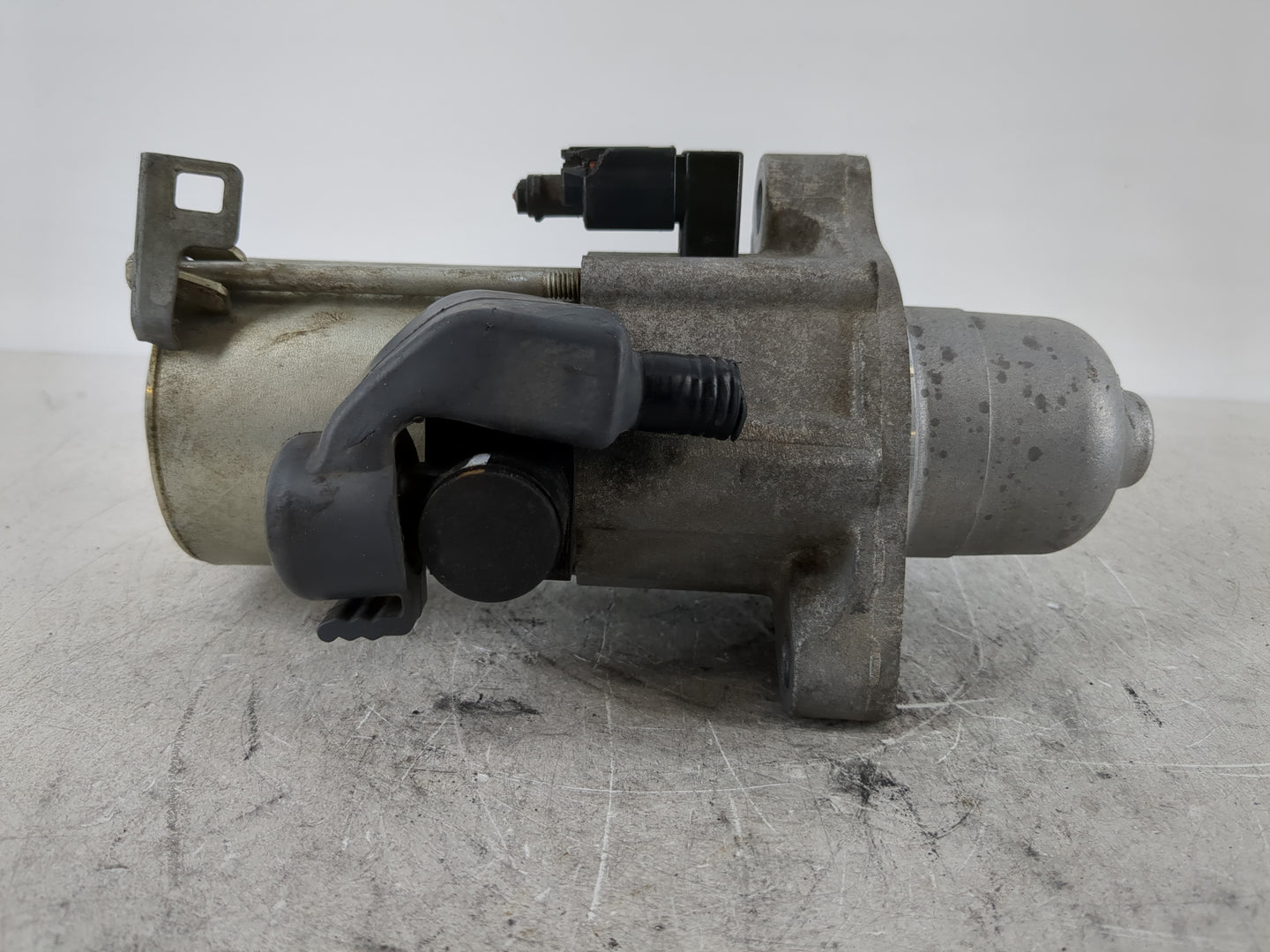 2020 Honda Cr-V Car Starter Motor Solenoid OEM P/N:SM-75009 Fits Fits 2016 2017 OEM Used Auto Parts - Oemusedautoparts1.com