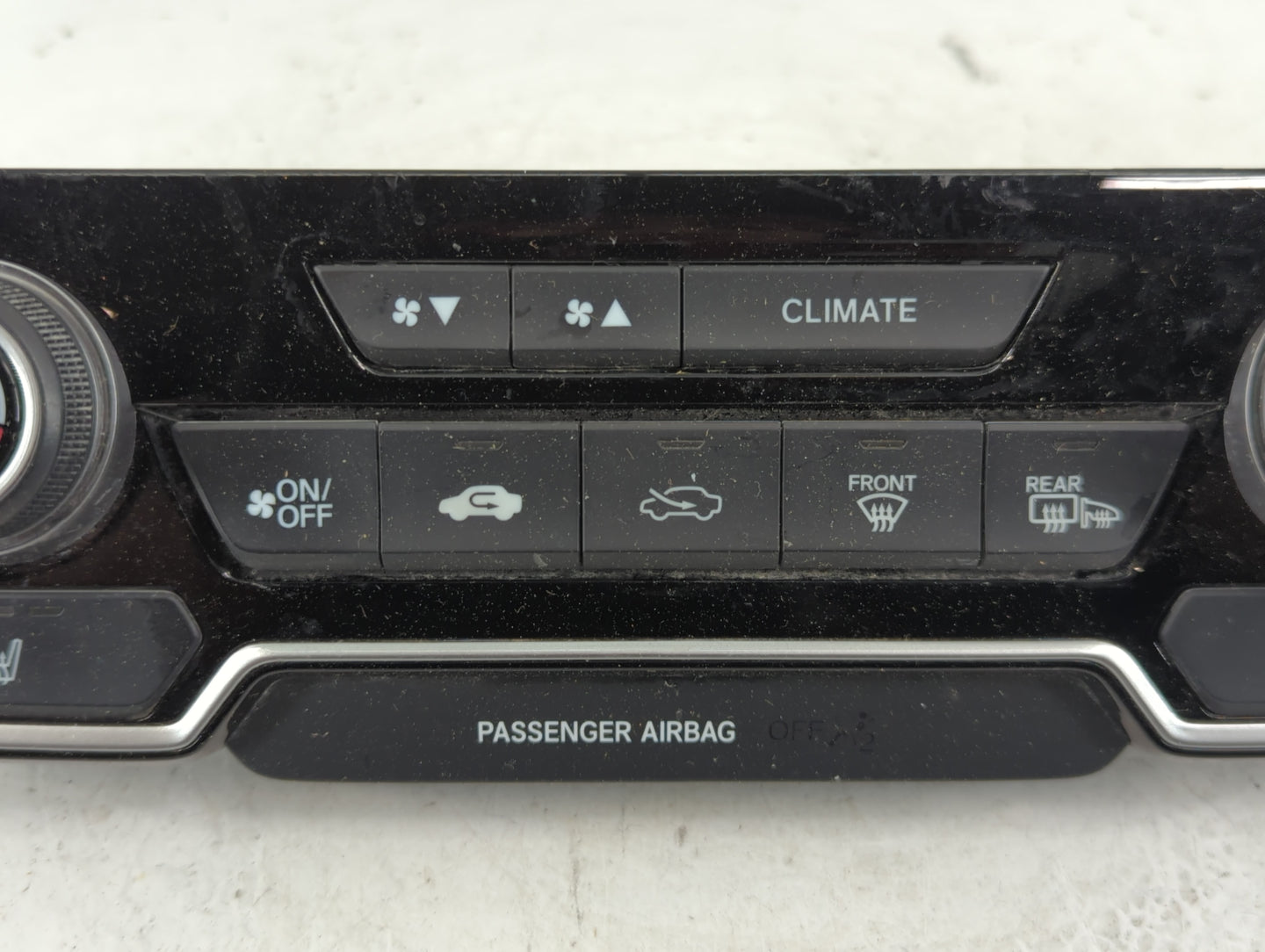2017-2021 Honda Cr-V Climate Control Module Temperature AC/Heater Replacement P/N:79620TLAA413M1 Fits OEM Used Auto Parts - 