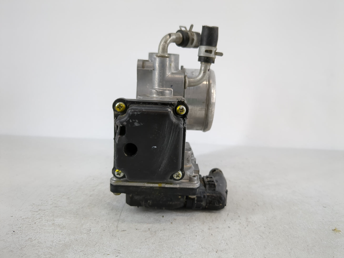 2020-2022 Honda Cr-V Throttle Body P/N:M80914 GMG9A Fits Fits 2016 2017 2018 2019 2020 2021 2022 OEM Used Auto Parts - Oemus