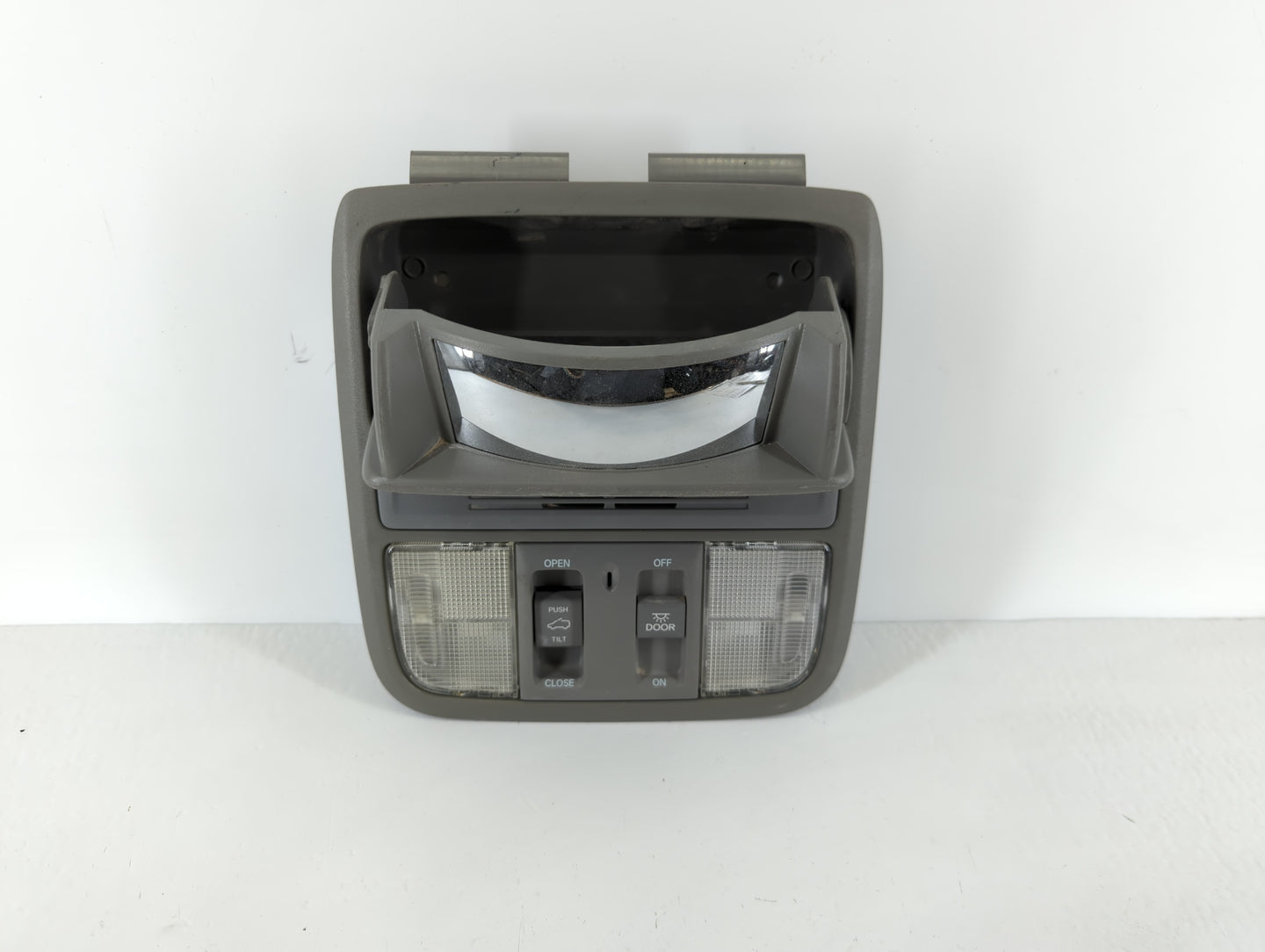 2018 Honda Cr-v Overhead Roof Console - Oemusedautoparts1.com